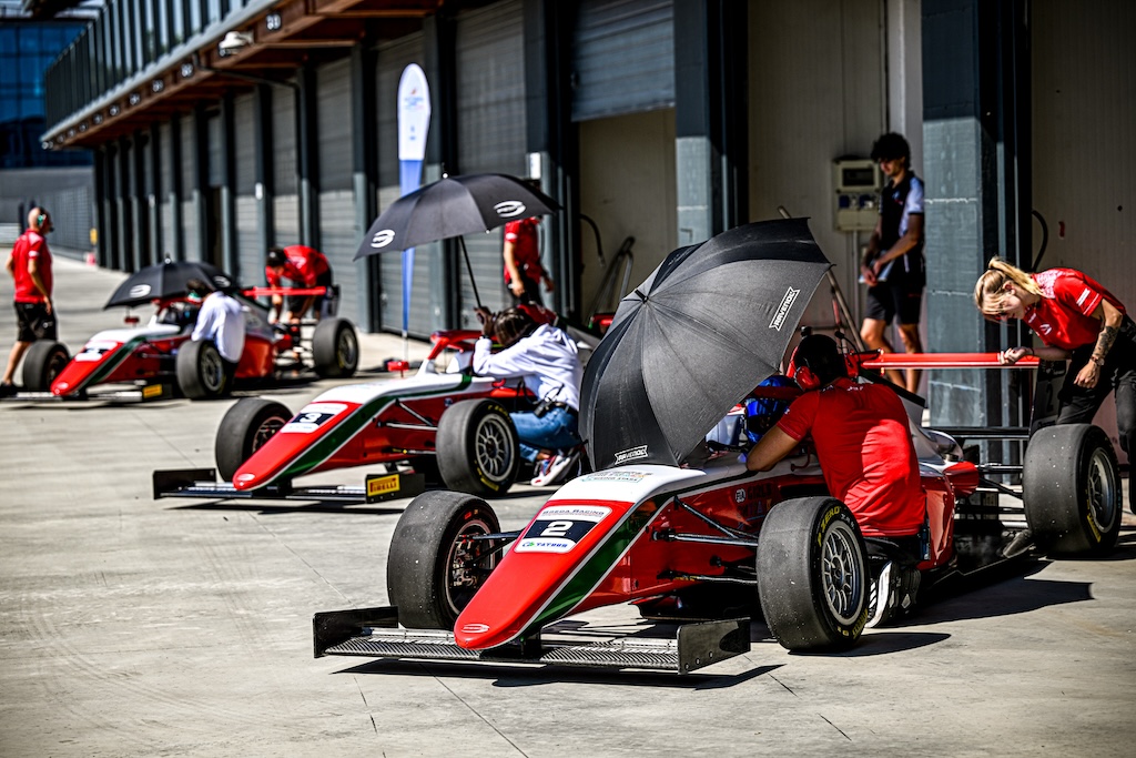 Alba Hurup Larsen klar til Formel 4-testprogram med italiensk topteam.
(Foto: FIA Women In Motorsport)